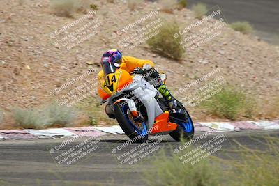 media/Jun-04-2022-WERA (Sat) [[b852bbbd55]]/Race 4 C Superbike Expert Novice/